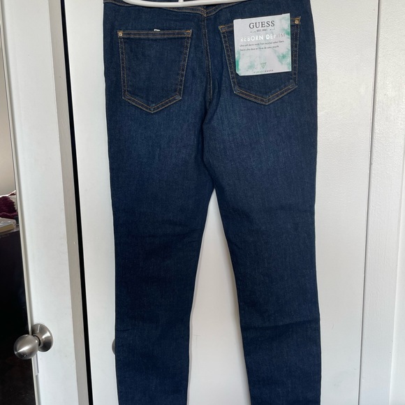 Guess Jeans BNWT - Picture 3 of 5